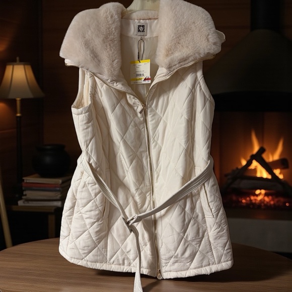Anne Klein Cream Quilted Vest with Belt - Picture 3 of 4